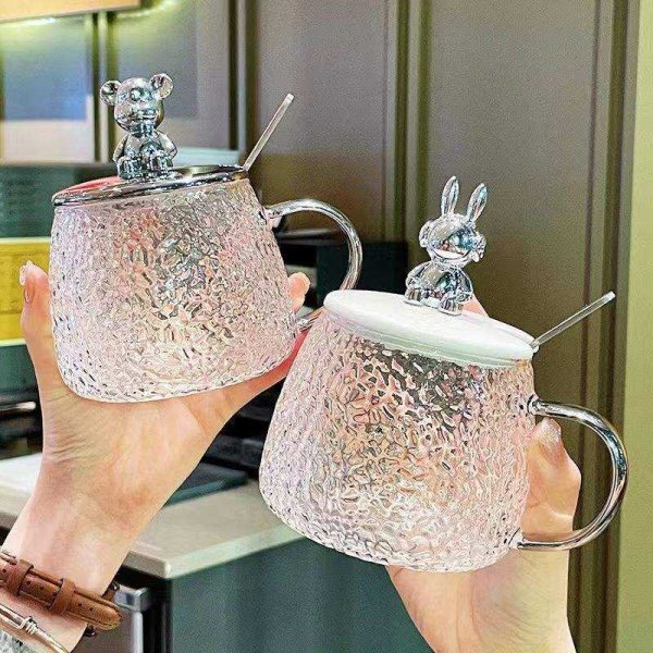 Simple style glass coffee cup with cartoon bear lid 400ML transparent glass coffee cup