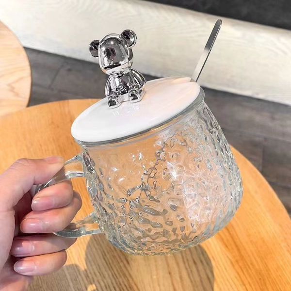 Simple style glass coffee cup with cartoon bear lid 400ML transparent glass coffee cup