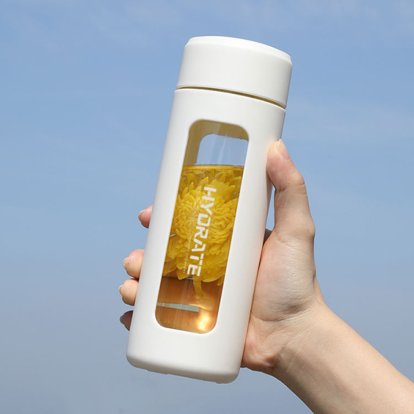 Eco-Friendly Infuser Glass Water Bottle Minimalist Style with Direct Drinking Feature