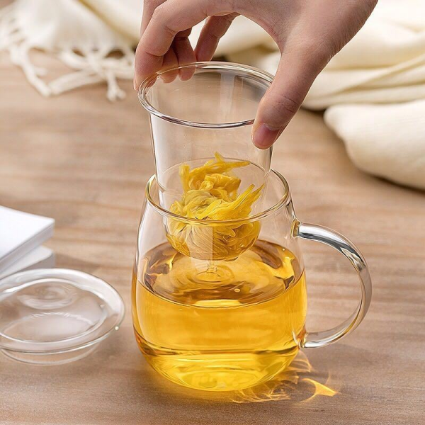 Glass Reusable Double Walled Tea Cup Glass Mug 350 ML With Lid Glass Cover