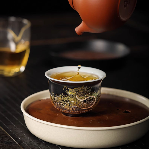 Black Gold Glazed Golden Dragon Tripod Master Teacup