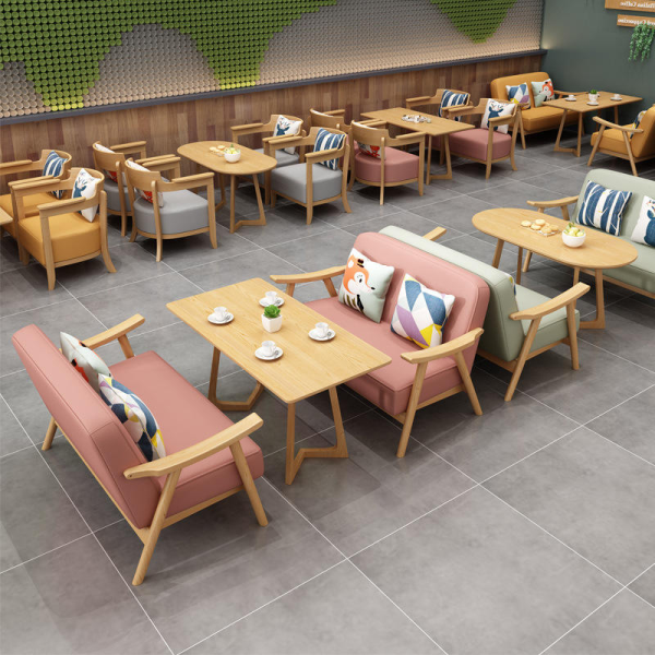 Modern solid wood cafe table and chair combination suitable for restaurant library